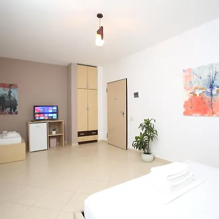 Apartament Tekb &
