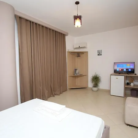 Apartament Tekb &