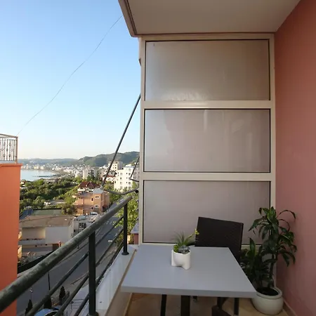 Tekb & Vlore
