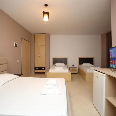 Apartament Tekb & *