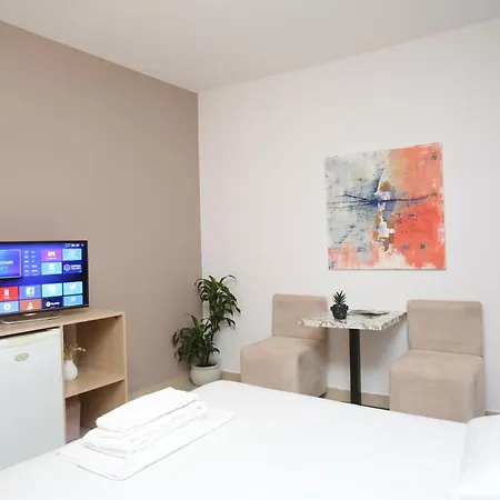 Apartament Tekb & Wlora