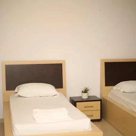 Tekb & * Vlorë