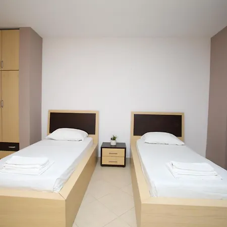 Appartement Tekb & *