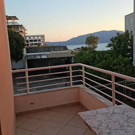 Apartment Tekb &