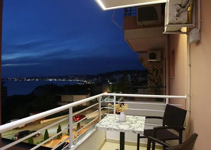 Tekb & * Vlorë