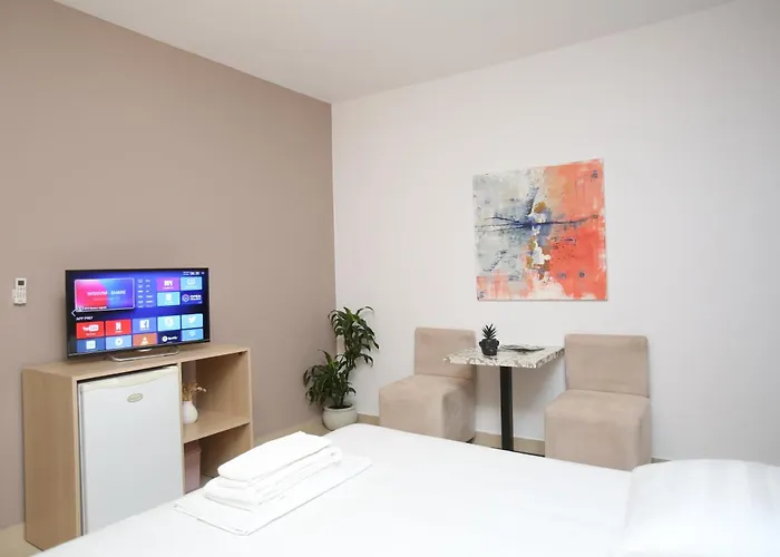 公寓 Tekb & Vlorë